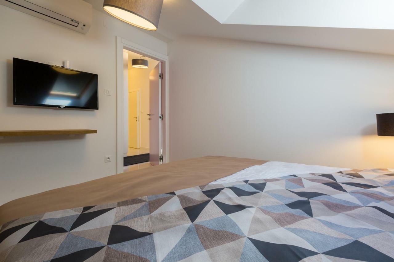 Boutique Apartments "7 Angels" ツリクヴェニツァ エクステリア 写真