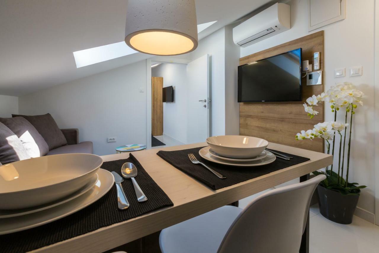 Boutique Apartments "7 Angels" ツリクヴェニツァ エクステリア 写真