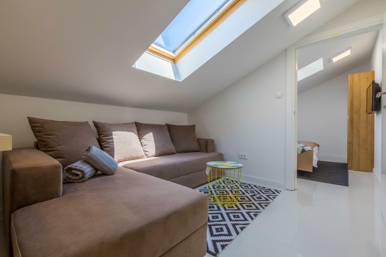 Boutique Apartments "7 Angels" ツリクヴェニツァ エクステリア 写真