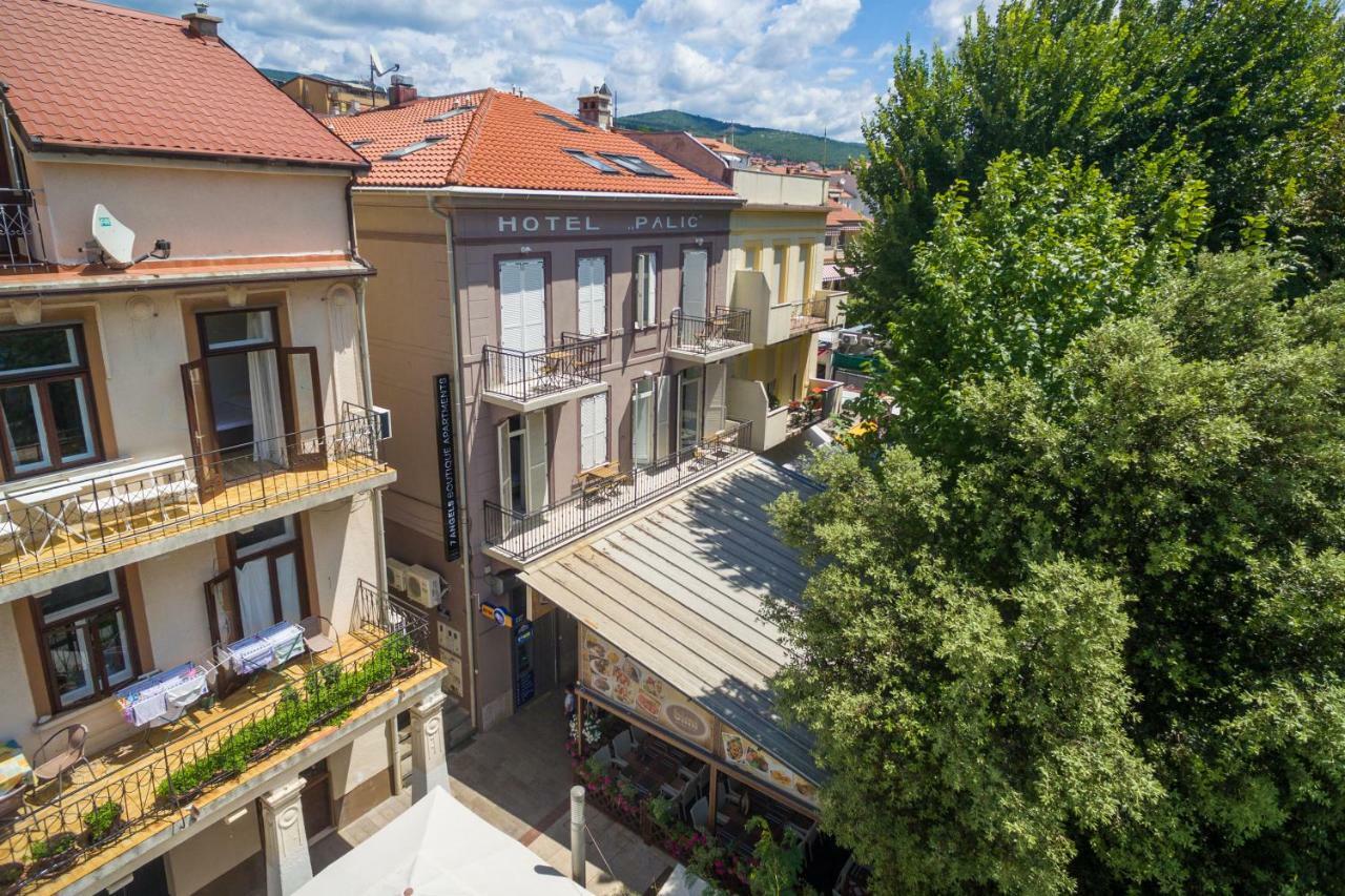 Boutique Apartments "7 Angels" ツリクヴェニツァ エクステリア 写真