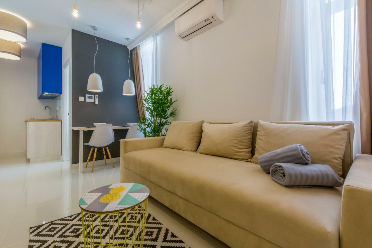 Boutique Apartments "7 Angels" ツリクヴェニツァ エクステリア 写真