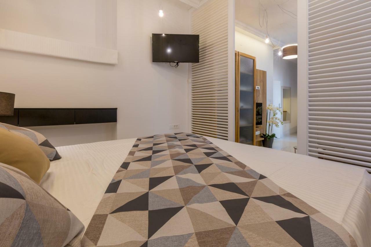 Boutique Apartments "7 Angels" ツリクヴェニツァ エクステリア 写真